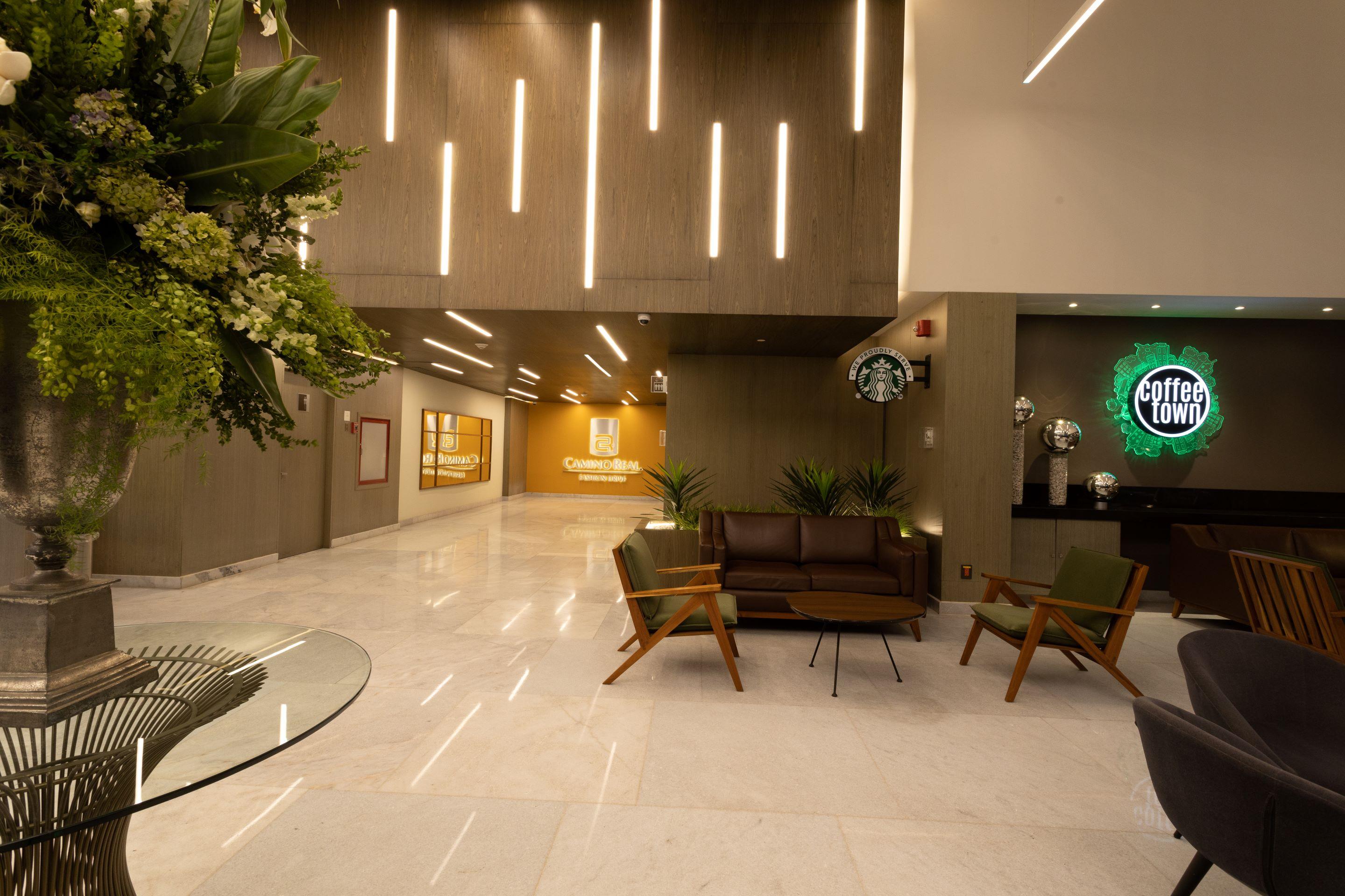 Camino Real Fashion Drive Monterrey Hotel San Pedro Garza Garcia Ngoại thất bức ảnh The lobby of the Center for the Arts