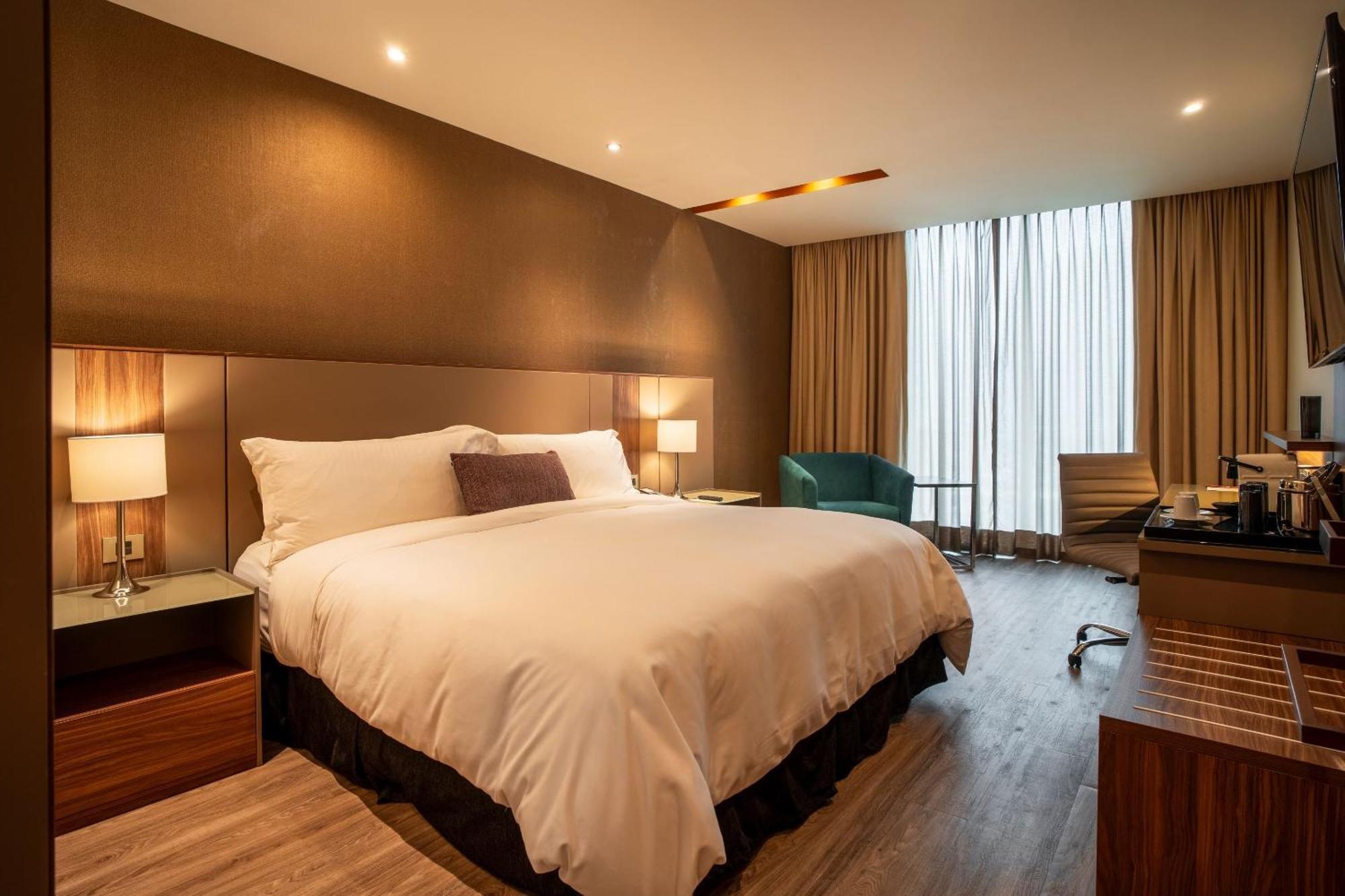 Camino Real Fashion Drive Monterrey Hotel San Pedro Garza Garcia Ngoại thất bức ảnh Deluxe Room