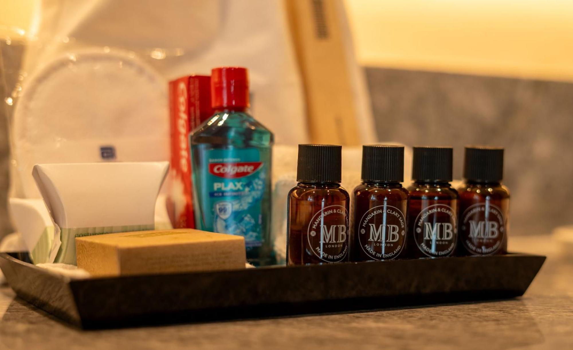 Camino Real Fashion Drive Monterrey Hotel San Pedro Garza Garcia Ngoại thất bức ảnh MB toiletries